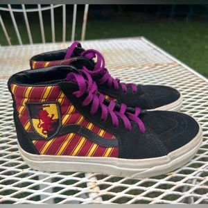 Harry Potter Gryffindor Vans kids sk8 hi tops size 3.5